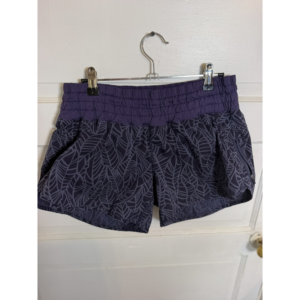Lululemon Tracker Short II in Pretty Palm Cadet Grey/Cadet Blue Shorts Size 10